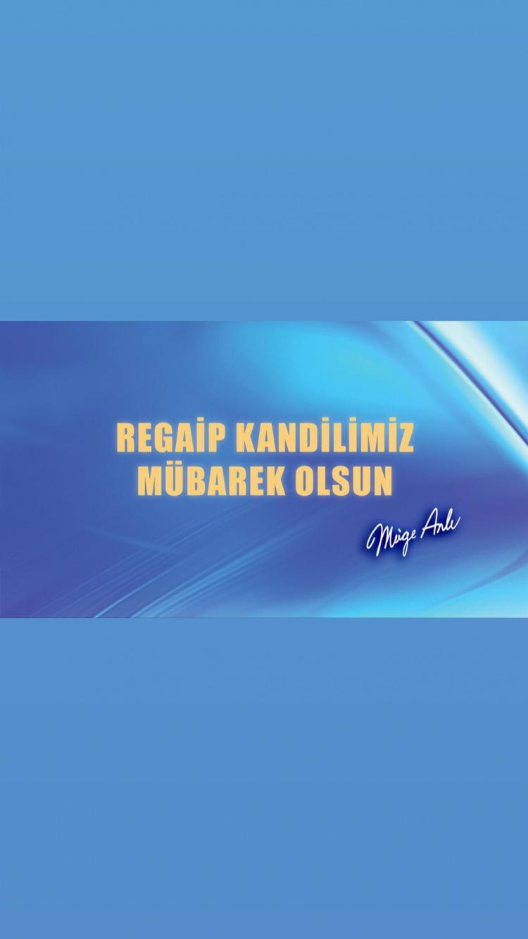 <p><span style="color:#000000"><strong>MÜGE ANLI </strong></span><a href="https://www.yasemin.com/"><span style="color:#FFFFFF"><strong>(Yasemin.com)</strong></span></a></p>