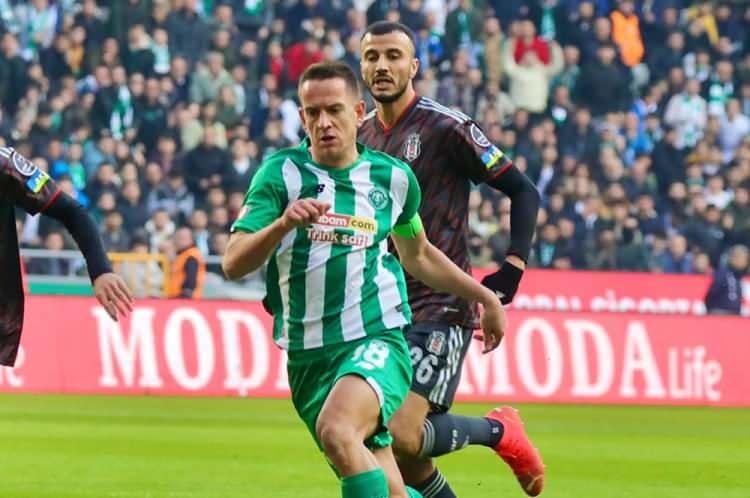 <p>Ara transfer döneminde ön libero bölgesine takviye yapmak isteyen Beşiktaş'ın listesinde Konyaspor'dan Amir Hadziahmetovic, Sevilla'dan Thomas Delaney ve Valenciennes'den Mohamed Kaba yer alıyor. | FANATİK</p>
