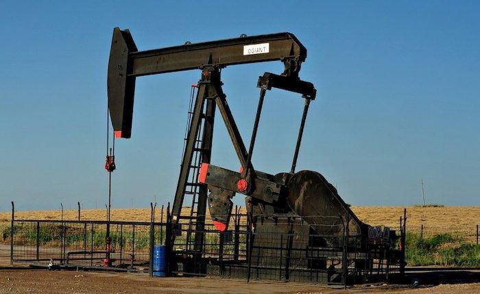 <p>Aynı şekilde Amik ovasında çeşitli noktalarda gaz çıkışlarını gördük 2010 yılından beri sürdürdüğümüz birtakım araştırma faaliyetlerinde bölgede petrol sisteminin varlığını, çalışmalarımızda, bilimsel çalışmalarımızda ortaya koyduk. </p>