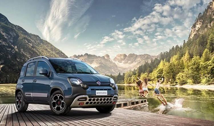 <p><strong>FİAT </strong></p>

<p> </p>

<p>PANDA 0.9 85 HP Cross 4x4 Manuel Benzin - 2022 model</p>

<p> </p>

<p>2023 Ocak fiyatı: <strong>564.900 </strong>TL</p>

<p> </p>

<p>0.9 85 HP Cross Plus 4x4 Manuel Benzin - 2022 model</p>

<p> </p>

<p>2023 Ocak fiyatı: <strong>613.900 </strong>TL</p>
