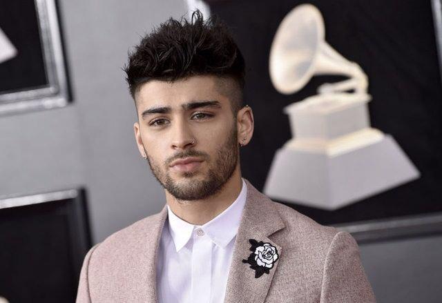 <p>17- ZAYN MALİK</p>
<p>PAKİSTAN ASILLI İNGİLİZ ŞARKICI</p>