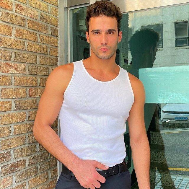 <p>27- MOHAMMAD AJOORY</p>
<p>ÜRDÜNLÜ MODEL</p>