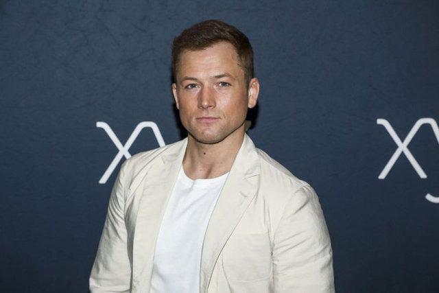 <p>43- TARON EGERTON</p>
<p>GALLİ OYUNCU</p>