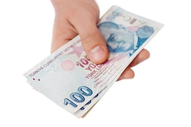 <p>Emekli olacak kişilerin çalışmaya devam etmeleri durumunda, bu kişilerin kayıtlı istihdamlarının teşvik edilmesi için sigorta prim teşviki verileceği belirtildi.</p>