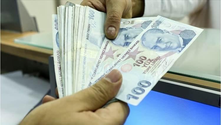 <p><strong>EVDEN, İŞTEN BAŞVURABİLİRSİNİZ</strong></p>
<p><br />
Emeklilikte tüm başvuruların e-Devlet üzerinden yapılması konusunda hazırlıklar tamamlandı. Vatandaşlar sosyal güvenlik merkezlerine gitmeden evinden, işyerinden emeklilik başvurusu yapabilecek.</p>