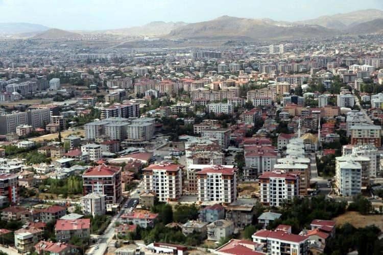 <p>Osmanlı arşivinde ve MTA'da bu bölgede petrol ve linyit kömürüyle ilgili çok sayıda arşiv belgesi bulunmaktadır. </p>
<p> </p>