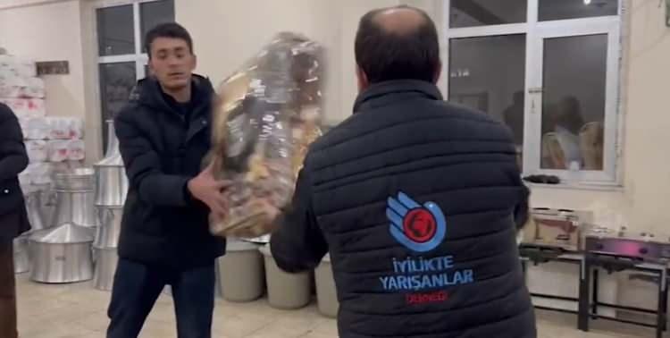 <p><strong>İyilikte Yarışanlar Derneği</strong></p>