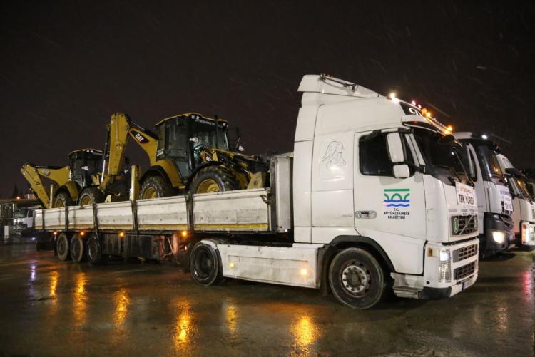 <p><strong>BÜYÜKÇEKMECE BELEDİYESİ</strong></p>

<p>Büyükçekmece Belediyesi Arama Kurtarma Ekibi'nden (BAKUT) 15 kişi, 3 arama kurtarma aracı ve ambulans Hatay'a hareket etti.</p>

