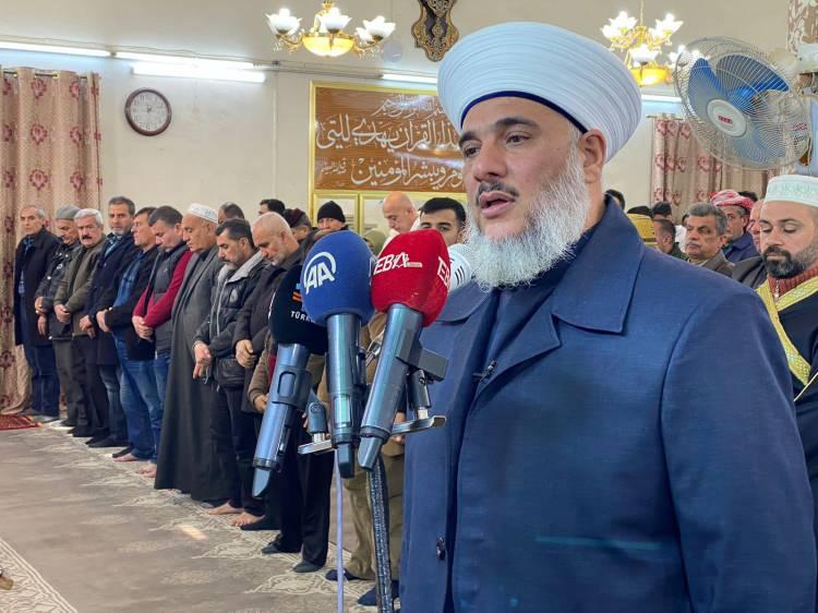 <p>Irak'ın Kerkük kentindeki Avcı camisinde cuma namazı sonrası gıyabi cenaze namazı kılındı.</p>