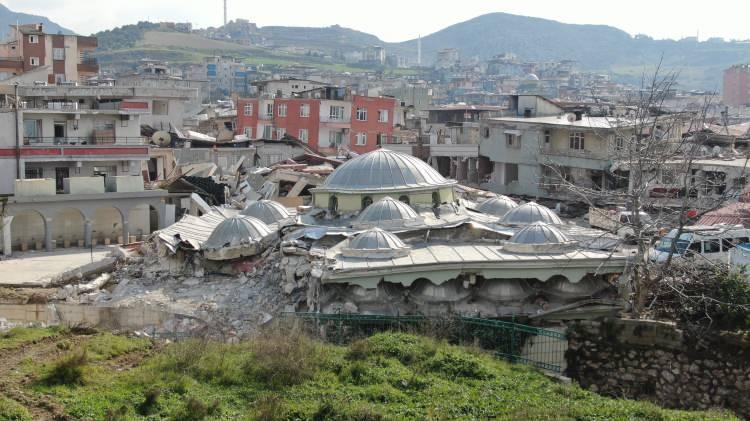 <p>Narlıca Mahallesi'nin içler acısı hali dron ile havadan görüntülendi.</p>