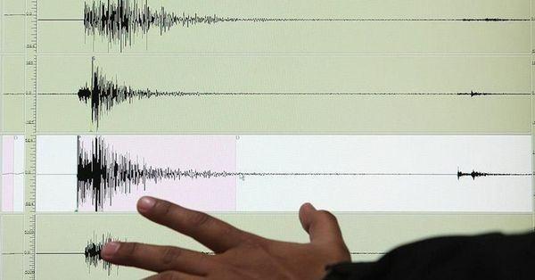 <p><strong>DOĞU ANADOLU FAY HATTI NEREDEN GEÇİYOR?</strong></p>
<p> </p>