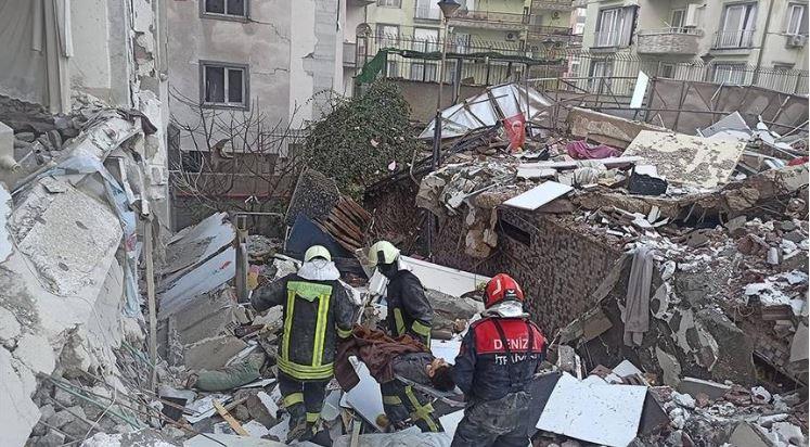 <p><strong> 6 Şubat saat 04.17'de Kahramanmaraş’ın Pazarcık ilçesi merkezli 7,7 büyüklüğünde yaşanılan deprem 10 ilimizde büyük yıkımlara neden oldu.</strong></p>
