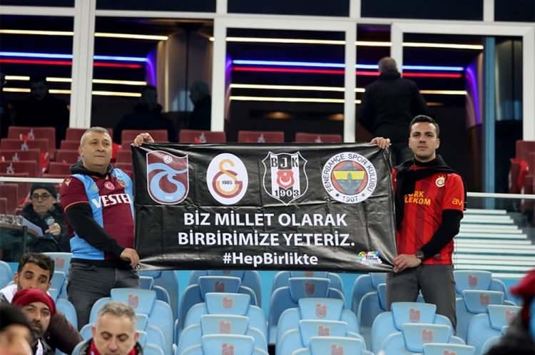 <p>Beşiktaş 1903, Fenerbahçe ve Galatasaray 1000 hatıra bilet alarak kampanyaya destek olmuştu.</p>
