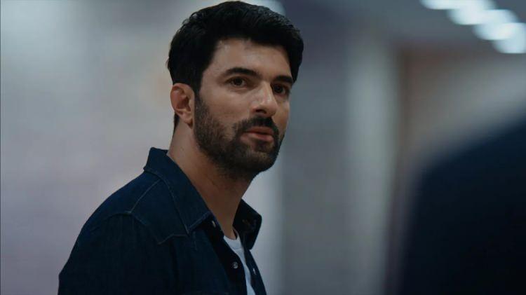 <p>ENGİN AKYÜREK</p>