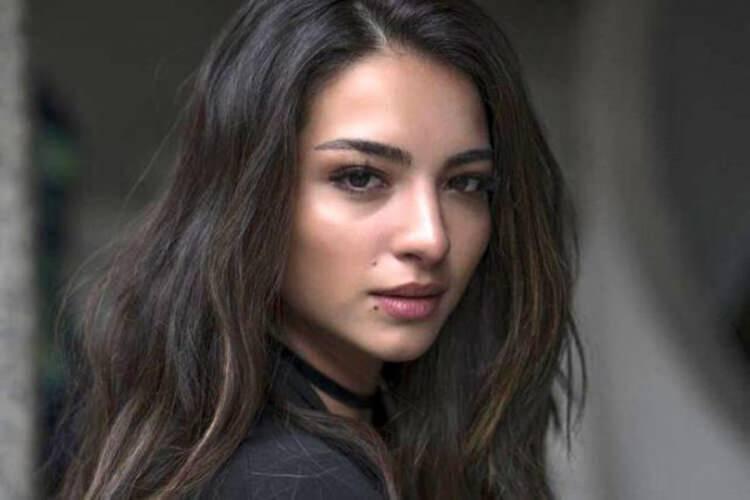 <p>MELİSA ASLI PAMUK</p>