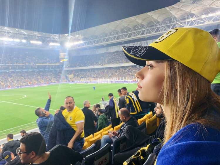 <p><strong>AFRA SARAÇOĞLU</strong></p>