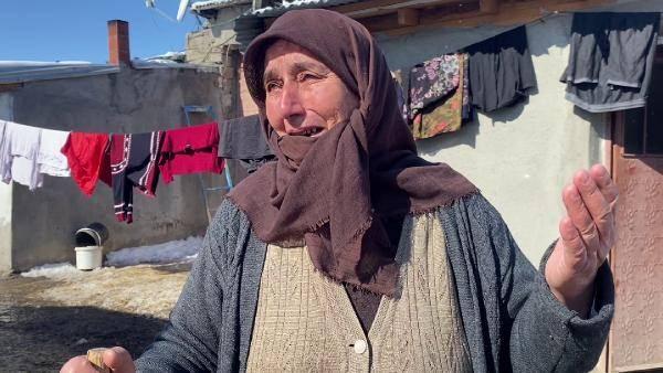 <p>Köylülerin bağışladığı 71 küçükbaş, görüşmeler sonunda tüccara satıldı. Satıştan elde ettikleri 163 bin lirayı depremzedelere ulaştırılmak üzere AFAD'a bağışlayan köylüler ayrıca kendi aralarında topladıkları 12 bin lirayı yine AFAD'a teslim etti.</p>
<p> </p>