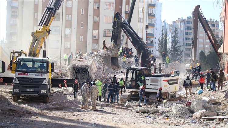 <p>Zira planlı hareket etmeyen araçlar, bölgedeki çalışmaları sekteye uğratacak trafik yoğunluğu ve karmaşaya neden olmaktaydı. Bir engelleme veya keyfi bekletme durumu söz konusu değildi.</p>