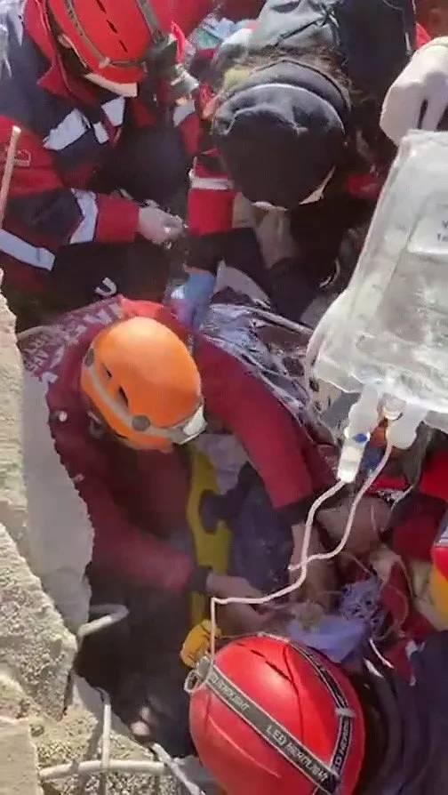 <p><strong>Kahramanmaraş | 222. saat</strong><br />
<br />
Melike İmamoğlu (42)</p>
