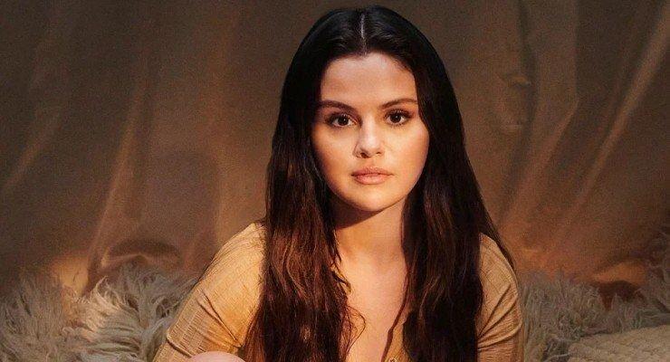 <p>ABD'li şarkıcı ve oyuncu Selena Gomez, 377 milyon takipçisinin bulunduğu Instagram hesabından bir paylaşım yaptı.</p>
<p> </p>