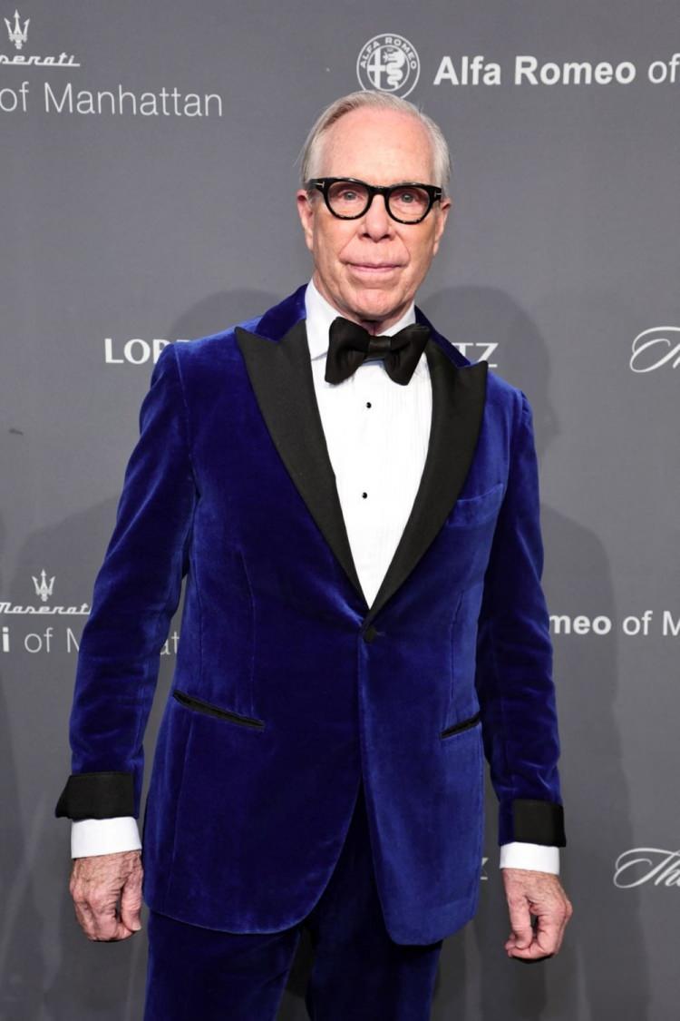 <p>TOMMY HILFIGER</p>

<p>ABD'li ünlü tasarımcı Tommy Hilfiger, "İnanılmaz bir trajediyle karşı karşıya olan Türkiye ve Suriye'nin yanındayım" dedi.</p>
