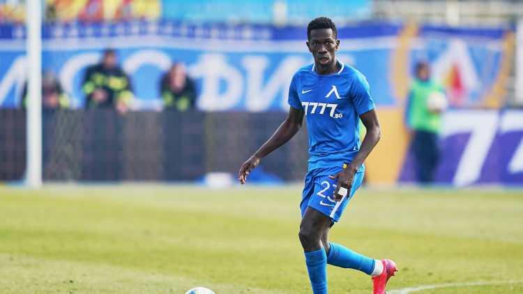 <p>Khaly Thiam<br />
<br />
Eski takımı: Pendikspor<br />
<br />
Yeni takımı: MTK Budapest</p>
