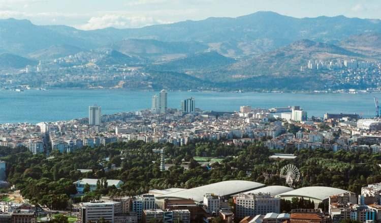 <p> İzmir</p>
