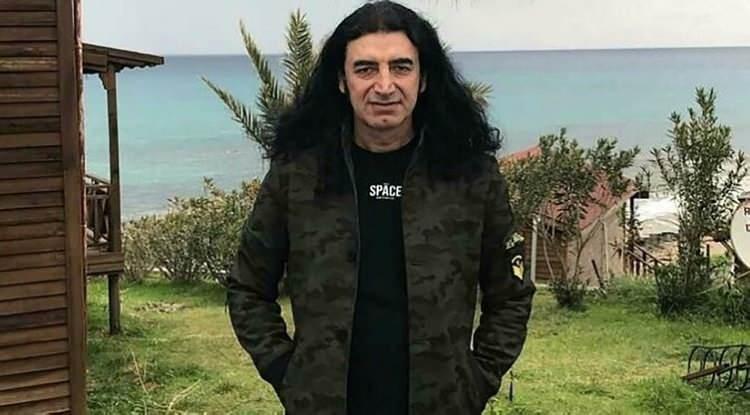 <p><span style="color:#800000"><strong>Depremin ilk gününden beri bölgedeki insanlara moral ve motivasyon sağlamaya çalışan ünlü sanatçı Kekilli, çetin geçen kış mevsiminde canla başla arama kurtarma çalışmalarına katılan kişilerin ısınması için odun kırarak yardım ediyor.</strong></span></p>
<p> </p>