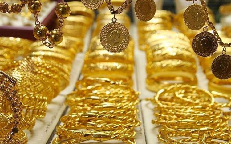 <p><strong>BENZER BİR MODEL TEKRARLANABİLİR</strong></p>

<p>Forex.com kıdemli teknik stratejisti Michael Boutros, altının Haziran ayına yakın yükseleceği ve ardından borç tavanı yükseltildiğinde fiyatların en azından kısa vadede zirve görebileceği benzer bir modelin tekrarlanabileceğini söylüyor.</p>
