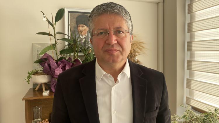 <p>"TARIMSAL SULAMADA SU VERİLMEMESİ GÜNDEME GELEBİLİR</p>
<p>Çanakkale Belediye Başkan Yardımcısı İrfan Mutluay, Çanakkale’nin içme ve kullanma suyu ihtiyacını karşılayan Atikhisar barajında su rezervinin yüzde 43 seviyelerinde, 23,5 milyon metreküp civarında olduğunu belirtti. </p>