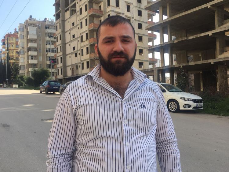 <p>Kahramanmaraş merkezli 6 Şubat’ta meydana gelen 7.7 ve 7.6 büyüklüğündeki depremde Adana’da 11 apartman yıkılırken, 148 apartmanda ağır hasarlı olduğu için yıkım kararı verildi. Yaşanan depremin ardından ev fiyatlarında da artış meydana geldi. </p>