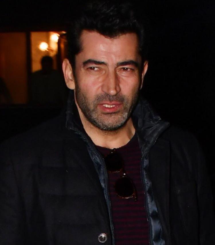 <p><span style="color:#800080"><strong>"ÇOK ÜZGÜNÜM"</strong></span></p>
<p><strong>İmirzalıoğlu, bir süre konuşmakta güçlük çekerken, daha sonra <span style="color:#B22222">"Allah bu felaketi inşallah bir daha başımıza getirmesin. Umarım gereken bütün önlemleri alırız. Sonra konuşalım, üzgünüm"</span> açıklamasını yaptı.</strong></p>
<p> </p>