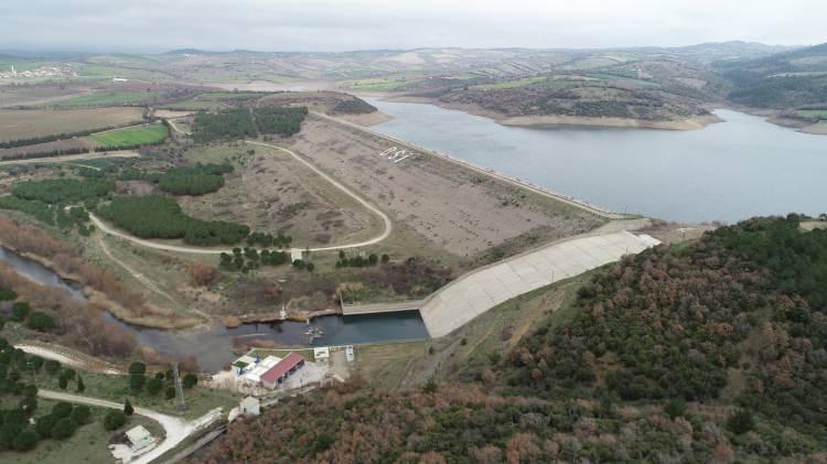 <p>Bu arada, Çanakkale merkezdeki Salihler Barajı ile Bayramiç Barajı'nda kuraklık nedeniyle yaşanan su azlığı dronla görüntülendi.</p>

<p> </p>
