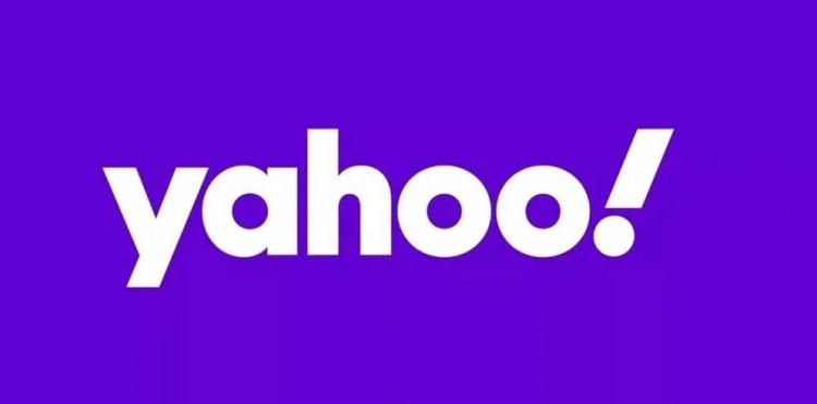 <p>Bir dönem Google'a kafa tutan Yahoo son dönemde adını unuttuğumuz şirketlerden biri.</p>
<p>Firma logo değişikliği ile gündemde. En son 2013'te böyle bir değişikliğe giden girma Yeni logo ile şirket yeni posta servisini de duyurdu.</p>