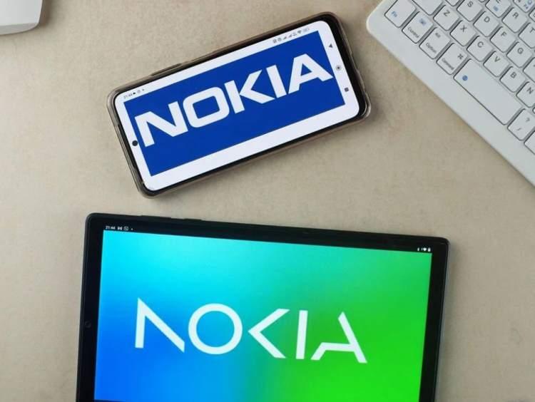 <p><span style="color:#B22222"><strong>NOKİA</strong></span></p>

<p> </p>

<p>Finlandiyalı teknoloji şirketi Nokia, kamuoyundaki telefon üreticisi imajından uzaklaşmak için 60 yıldır kullandığı logosunu yeniden tasarladı.</p>
