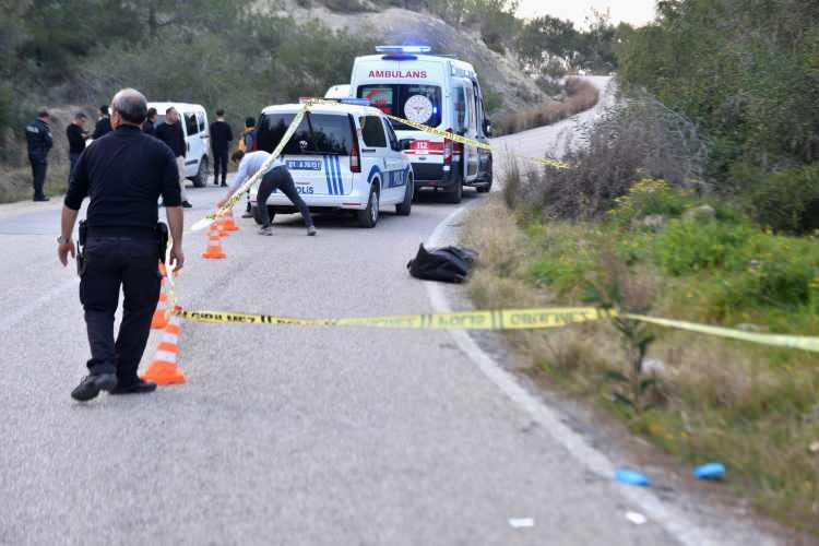 <p><strong>NİŞANLI OLDUKLARI TESPİT EDİLDİ</strong></p>

<p> </p>

<p>Polisin yaptığı araştırmada, Zülfiye Dopoğlu ile Abdülsamet Kocaman'ın nişanlı oldukları, genç kızın olaydan 2 gün önce nişanlısına kaçtığı tespit edildi. </p>
