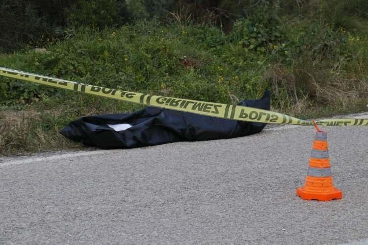<p>Adana'nın Çukurova ilçesinde vatandaşlar tarafından yol kenarında başından vurulmuş halde bulunan Abdülsamet Kocaman ve nişanlısı Zülfiye Dopoğlu (24) hayatını kaybettiği olayla ilgili kan donduran bir gelişme yaşandı.</p>
