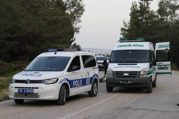 <p>Yapılan çalışmada öldürülen kadın ve erkeğin nişanlı olduğu belirlendi. Polis olay yerine geliş güzergahındaki güvenlik kameralarını inceledi.</p>
