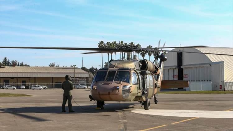 <p>Türk Silahlı Kuvvetleri (TSK) tarafından ülkenin dört bir yanından takviye edilen askeri personel ve hava araçları, İncirlik 10`uncu Tanker Üs Komutanlığı`ndaki Helikopter Koordinasyon Merkezi aracılığıyla yardım sevkiyatına destek veriyor.</p>
