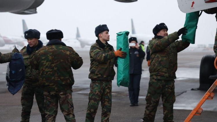 <p><strong>Kazakistan</strong></p>

<p>Arama-kurtarma personell: 101</p>

<p>Acil kurtarma ekipmanı: 150</p>

<p>Tıbbi malzeme: 160</p>

<p>Nakdi yardım: 1 milyon dolar</p>

<p>Toplanan g&ouml;n&uuml;ll&uuml; yardım: 2,8 milyon dolar</p>

<p>Jenerat&ouml;r: 28</p>

<p>İnsani yardım: 11 ton</p>
