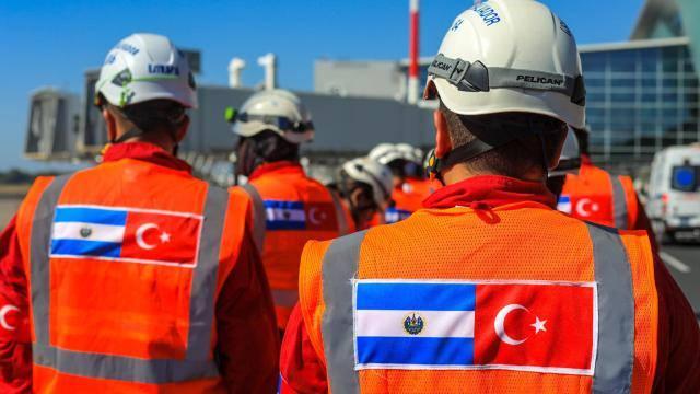 <p><strong>El Salvador</strong></p>

<p>Arama-kurtarma personeli: 115</p>
