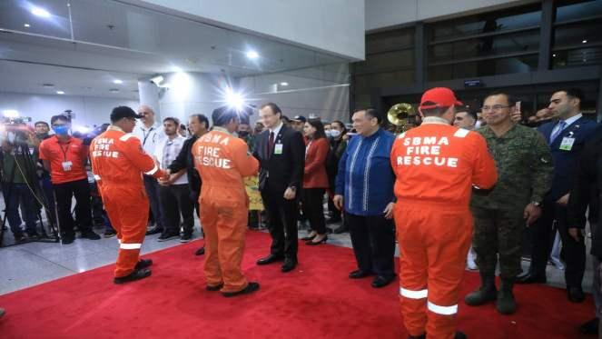 <p><strong>Filipinler</strong></p>

<p>Arama kurtarma personeli: 82</p>
