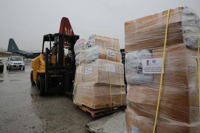 <p><strong>&Uuml;rd&uuml;n</strong></p>

<p>Arama-kurtarma personeli: 114</p>

<p>BM M&uuml;lteciler Y&uuml;ksek Komiserliğinin depolarından 10 bin &ccedil;adırın T&uuml;rkiye&rsquo;ye taşınması i&ccedil;in hava k&ouml;pr&uuml;s&uuml; faaliyete ge&ccedil;irildi&nbsp;</p>

<p>Sahra hastanesi: 5</p>

<p>Sağlık personeli: 108&nbsp;</p>

<p>Ambulans: 10</p>

<p>Kamyon: 42</p>

<p>U&ccedil;ak: 13</p>
