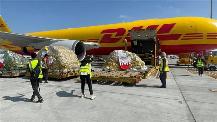 <p><strong>Bahreyn Krallığı</strong></p>

<p>Arama-kurtarma ekibi: 35 kişi</p>

<p>Resmi yardım kampanyasında toplanan bağış: 3,7 milyon dolar</p>

<p>T&uuml;rkiye Manama B&uuml;y&uuml;kel&ccedil;iliği&rsquo;nin kampanyasında toplanan ayni yardım: 60 ton ve 11,6 milyon TL değerinde insani yardım&nbsp;</p>

<p>Ek yardım: 50 ton</p>
