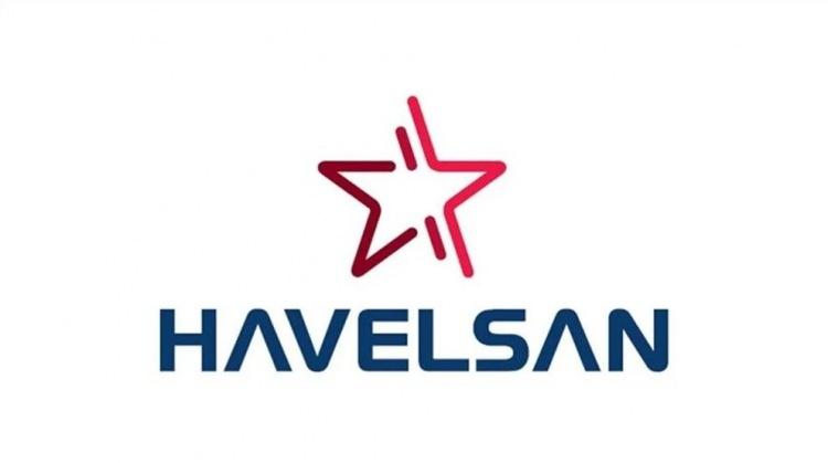 <p><span style="color:#B22222"><strong>HAVELSAN ÇEYREK ASIRLIK LOGOSUNU YENİLEDİ</strong></span></p>
<p> </p>
<p>HAVELSAN'dan yapılan açıklamaya göre, logo değişikliği, HAVELSAN Merkez Yerleşkesi'nde gerçekleştirilen lansmanla kamuoyuna duyuruldu.</p>
<p> </p>
<p>Cumhurbaşkanlığı Savunma Sanayii Başkanı İsmail Demir, Türk Silahlı Kuvvetlerini Güçlendirme Vakfı Genel Müdürü Sadık Piyade, HAVELSAN Yönetim Kurulu Başkanı Mustafa Murat Şeker, HAVELSAN Genel Müdürü Mehmet Akif Nacar ve HAVELSAN yöneticilerinin katıldığı tören, HAVELSAN sosyal medya hesaplarından canlı yayınlandı.</p>
