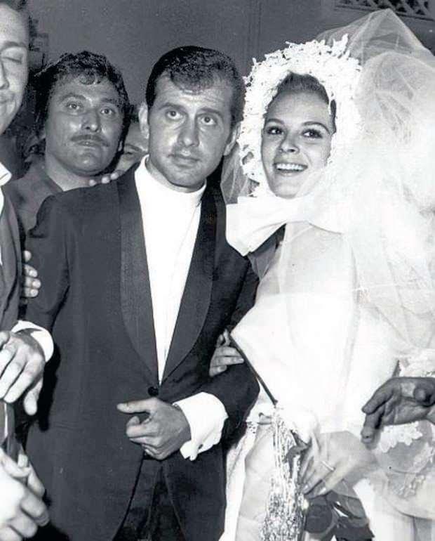 <p><span style="color:#000000"><strong>Türk sinemasının usta oyuncularından Hülya Koçyiğit'in 1968 yılında dünyaevine girdiği eşi Selim Soydan'dan endişelendiren bir haber geldi.</strong></span></p>
