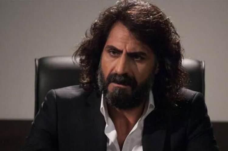 <p><span style="color:#800000"><strong>İŞTE KENAN ÇOBAN'IN YENİ HALİ</strong></span></p>
<p> </p>