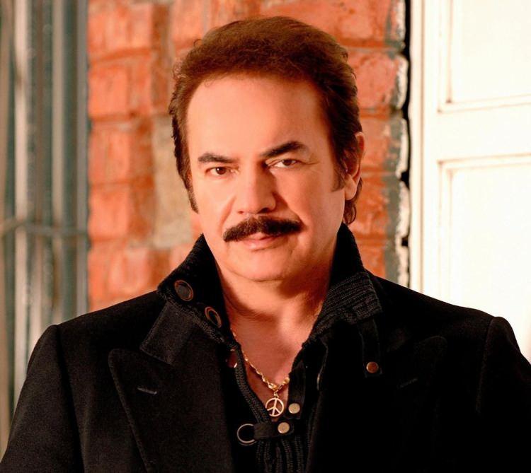 <p><span style="color:#FF0000"><strong>NE OLMUŞTU?</strong></span></p>

<p><strong>Ge&ccedil;tiğimiz g&uuml;nlerde meydana gelen ve binlerce kişinin &ouml;lmesine neden olan deprem sonrası T&uuml;rkiye tek y&uuml;rek oldu. 10 ilimizi etkileyen 7.7 ve 7.6'lık depremler sonrası sanat camiasının &uuml;nl&uuml; isimleri tek y&uuml;rek olarak yardımlarda bulundu. B&uuml;y&uuml;k dayanışmada yer alan usta sanat&ccedil;ı Orhan Gencebay, asrın felaketi sonrası duygularını notalara d&ouml;kt&uuml;.</strong></p>
