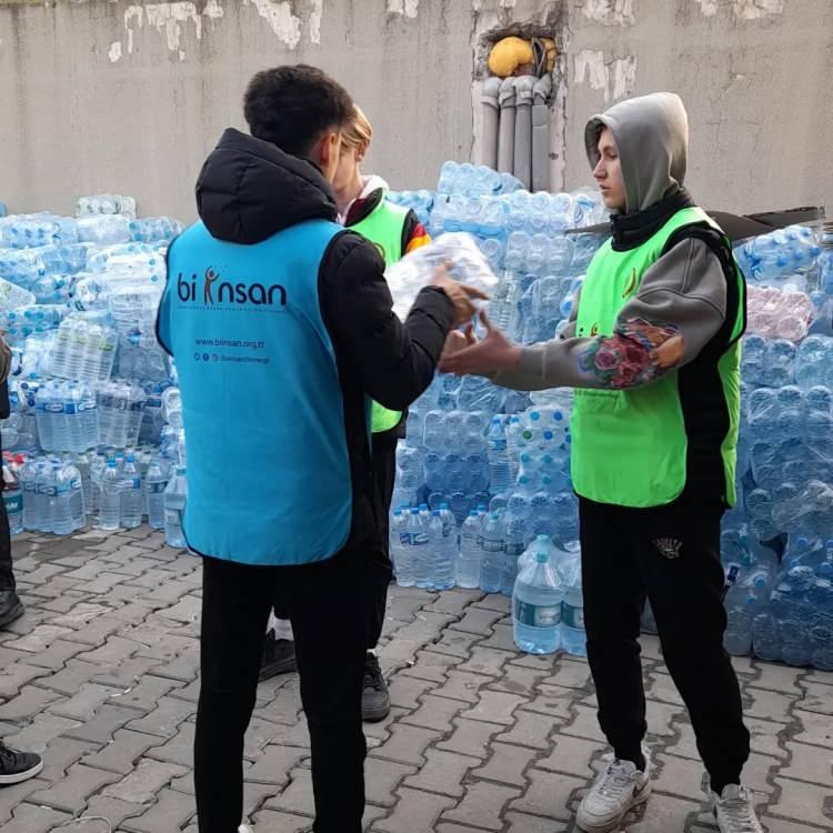 <p>Bi İnsan Derneği</p>
