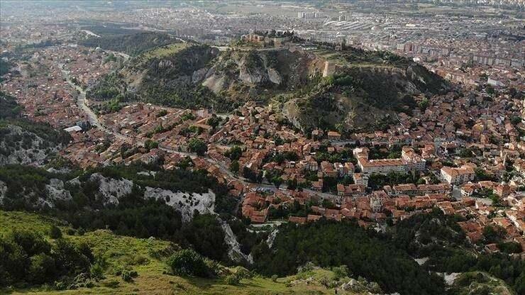 <p>Kütahya</p>
<p> </p>